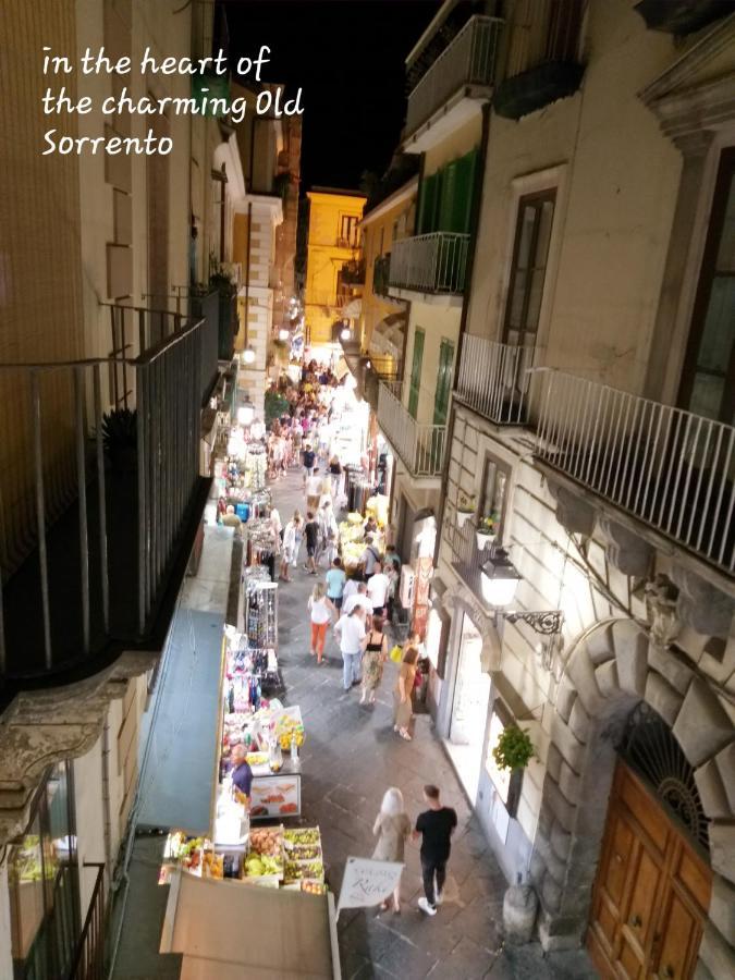 Апартаменти Sorrento City Center Atmosphere Екстер'єр фото